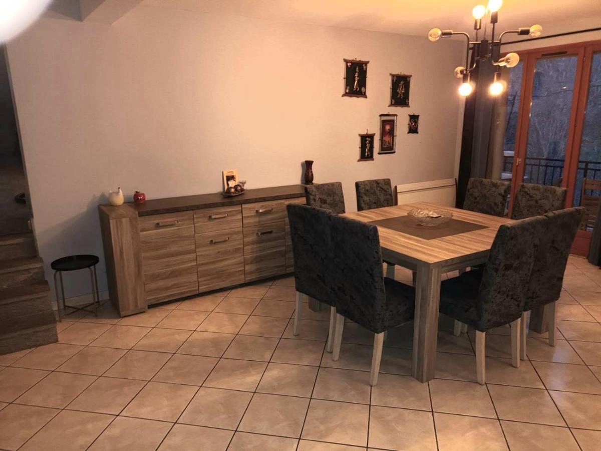Apartament Au Pied Des Montagnes. Saint-Jean-de-Maurienne Zewnętrze zdjęcie