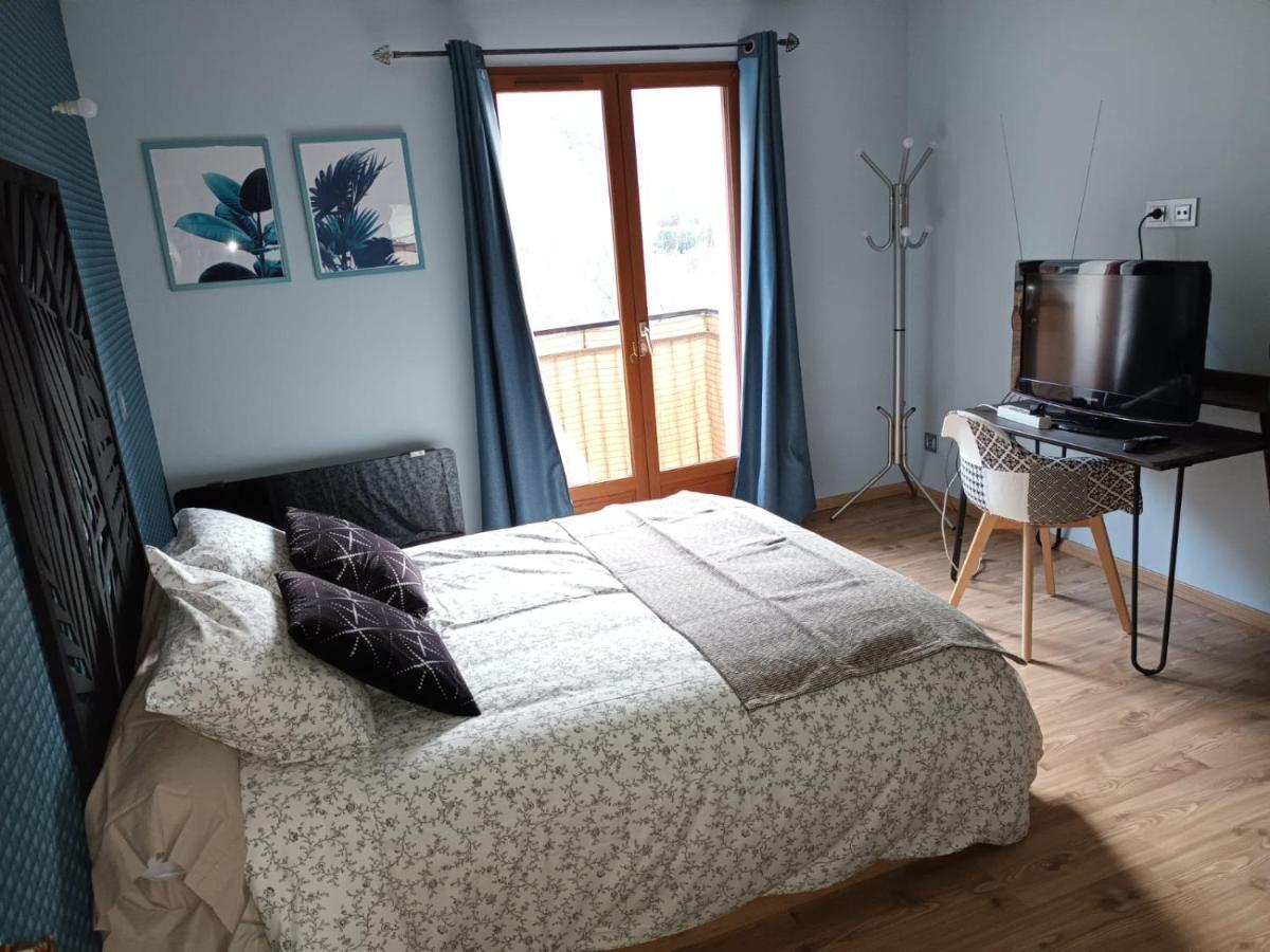 Apartament Au Pied Des Montagnes. Saint-Jean-de-Maurienne Zewnętrze zdjęcie